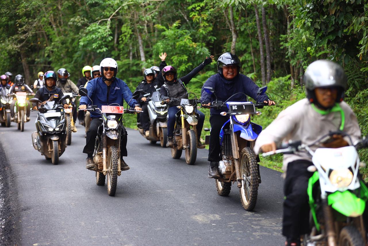 HD Tinjau Progress Pembangunan Jalan Penghubung Kabupaten Banyuasin dengan Kabupaten OKI