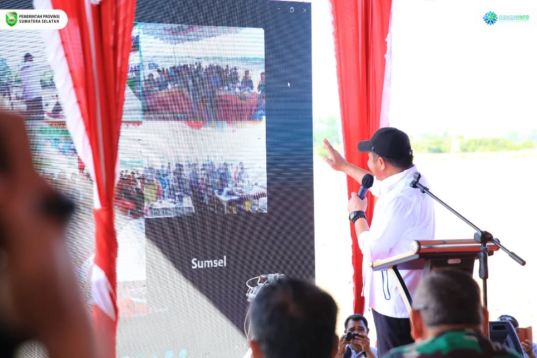 Dari 8 ke 5 Besar Nasional, HD Bidik Sumsel Masuk 3 Besar Lumbung Pangan Lewat Tanam Serentak Cetak Sawah Rakyat