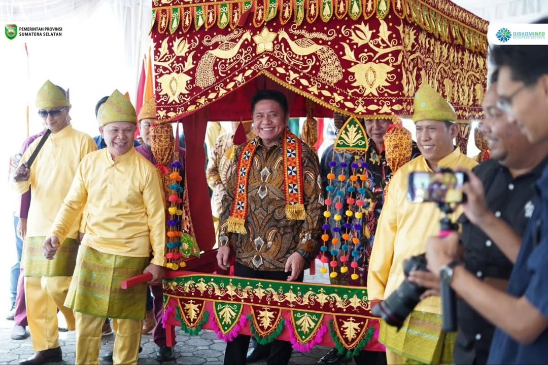 Gubernur  Herman Deru Ingatkan IKAWARA Tentang Pentingnya Komitmen Promosi dan Pelestarian Budaya Lokal