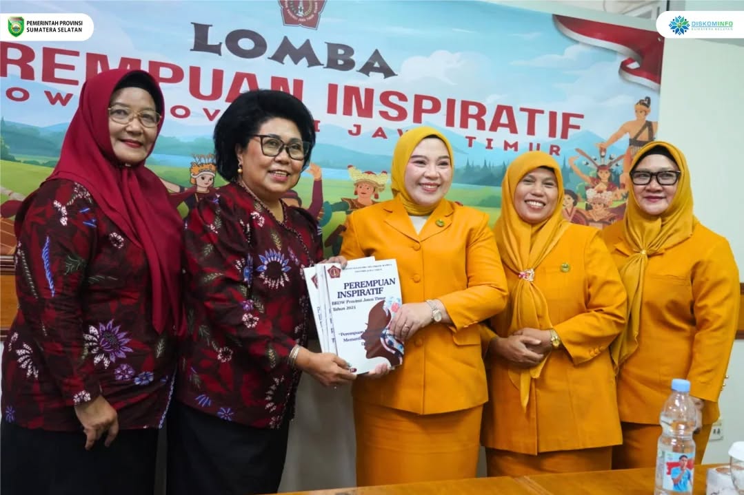 Ketua BKOW Sumsel Lidyawati Cik Ujang Kunjungan Kerja ke BKOW Provinsi Jatim