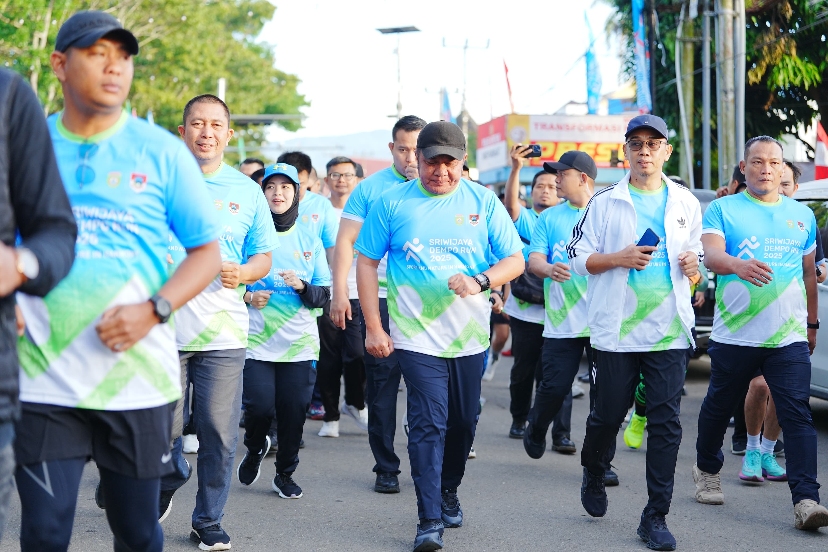 Gubernur Herman Deru Lepas Ribuan Runner pada Sriwijaya Dempo Run 2025 di Pagaralam