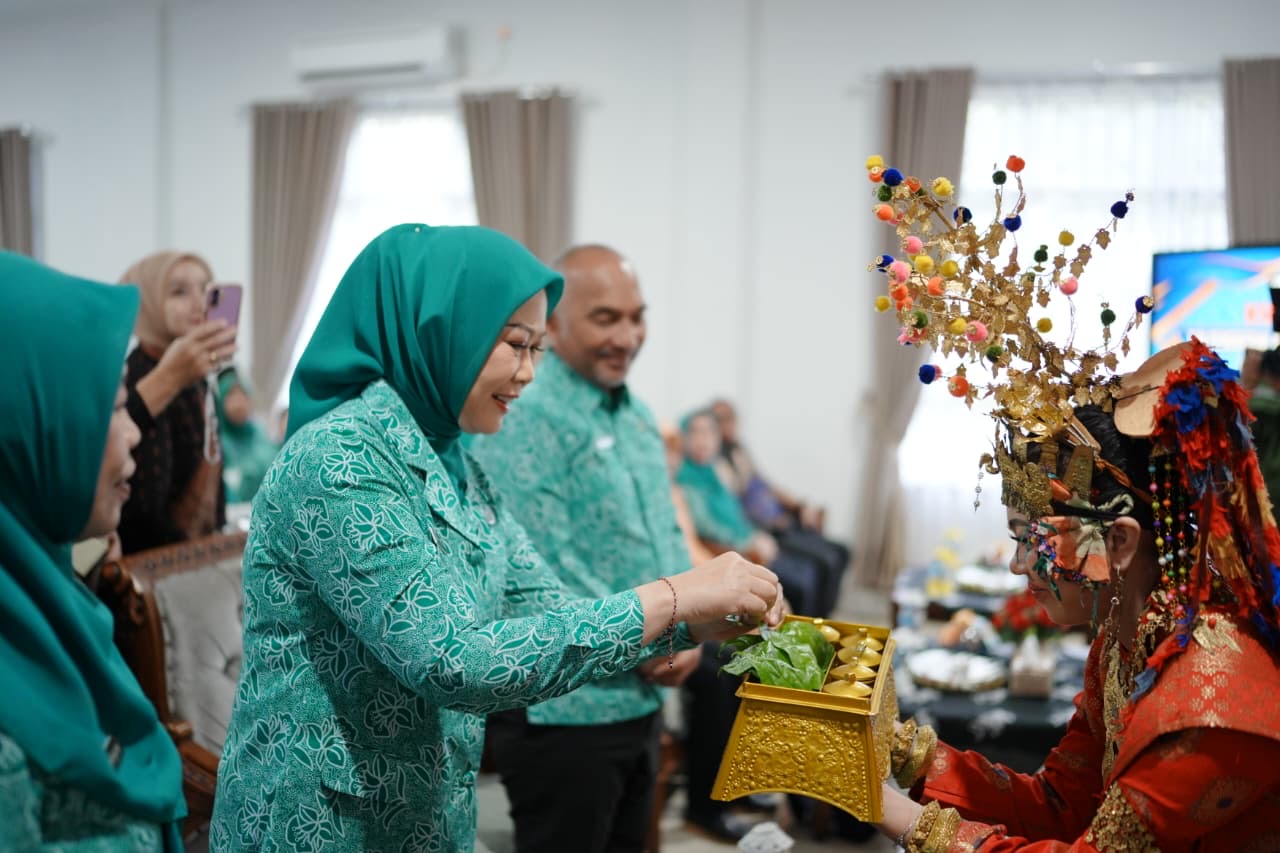 RESMIKAN SEKRETARIAT PKK MUSI RAWAS, FEBY DERU AJAK KADER OPTIMALKAN POTENSI LOKAL