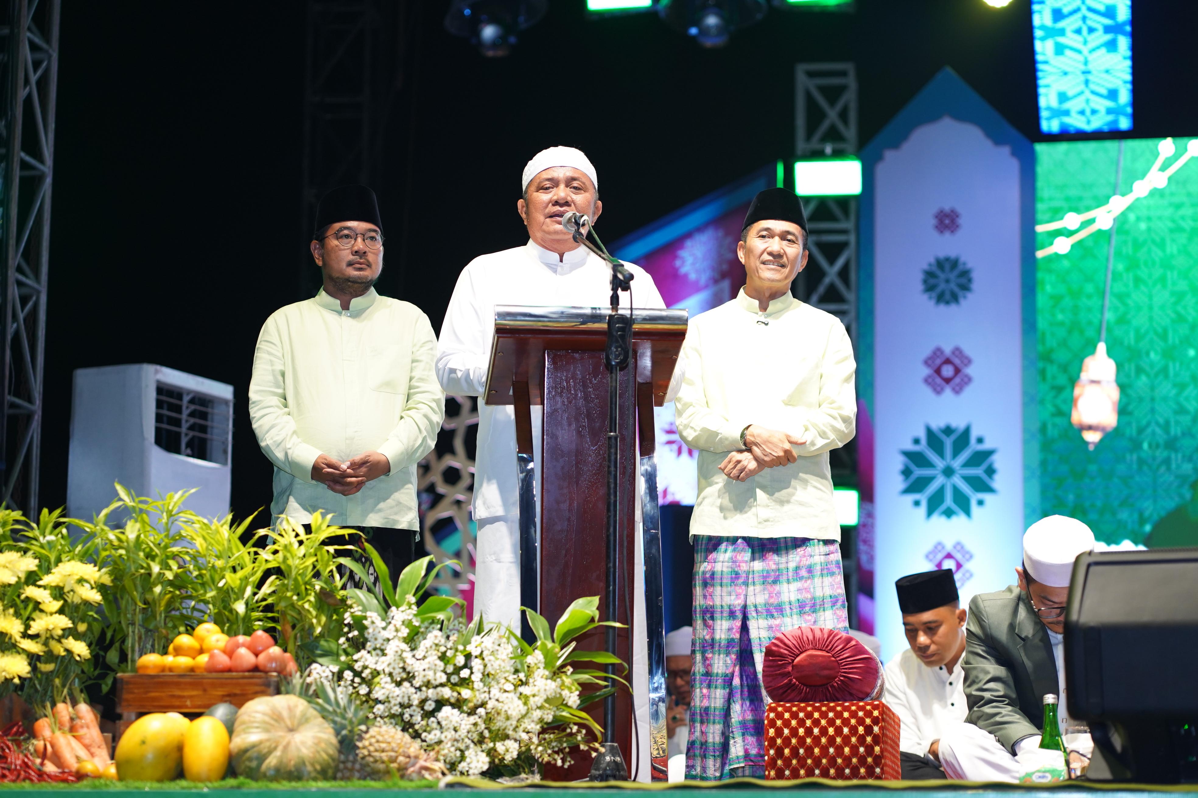 Gubernur Sumsel Hadiri Palembang Darussalam Bersholawat, Ribuan Jamaah Guyub Mengetuk Langit untuk Keselamatan Sumatera