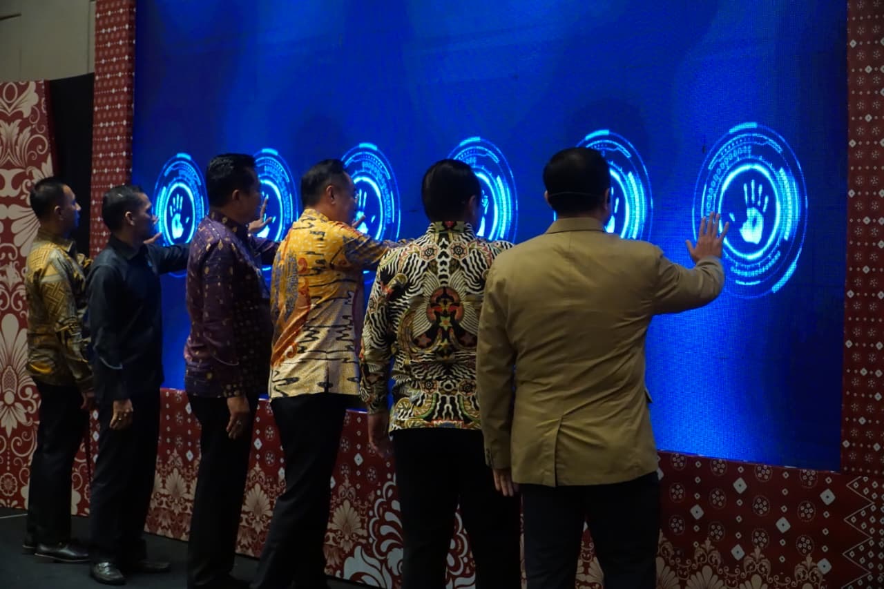 Hadiri Seminar Desa Narkoba, Wagub Cik Ujang: Desa Harus Jadi Garda Terdepan Pencegahan Narkoba