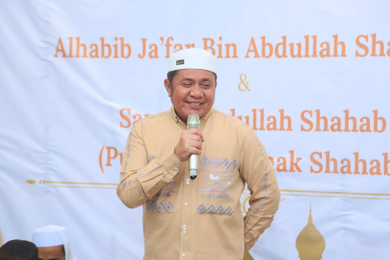 Herman Deru Tekankan Pentingnya Pendidikan Seimbang di Haul Habib Jafar dan Tasmiyah Sayyid Abdullah Shahab