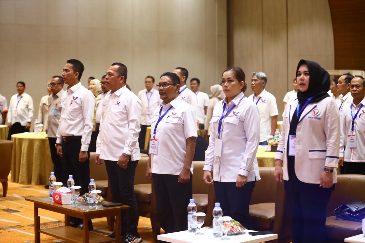 Gubernur HD : Bangun Hubungan Baik Antara Parpol dan Masyarakat Melalui Literasi Politik yang Sehat