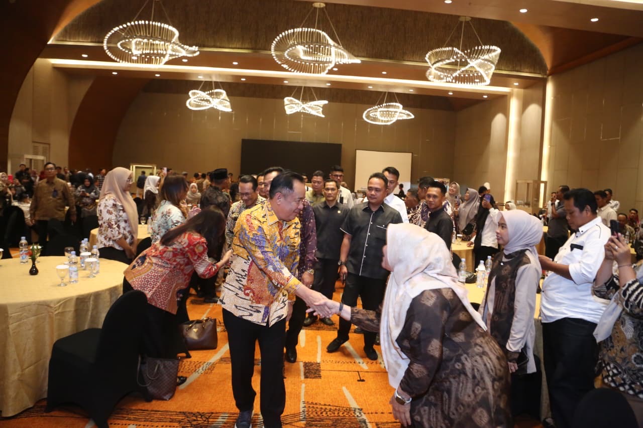 Hadiri Seminar Desa Narkoba, Wagub Cik Ujang: Desa Harus Jadi Garda Terdepan Pencegahan Narkoba