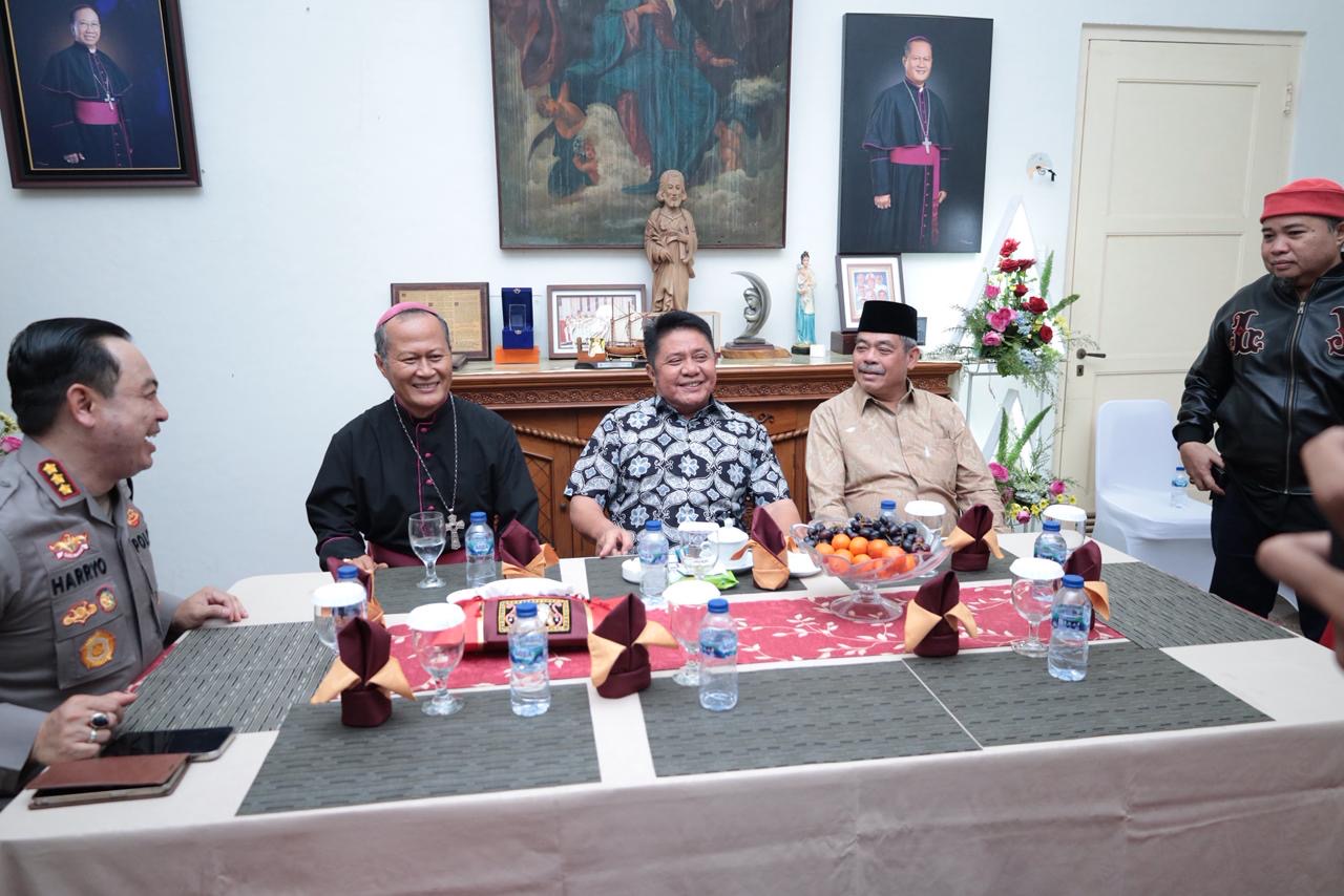 HD Hadiri Open House Natal 2025 Keuskupan Agung Palembang, Bentuk Dukungan Pemerintah Dalam Toleransi Antar Umat