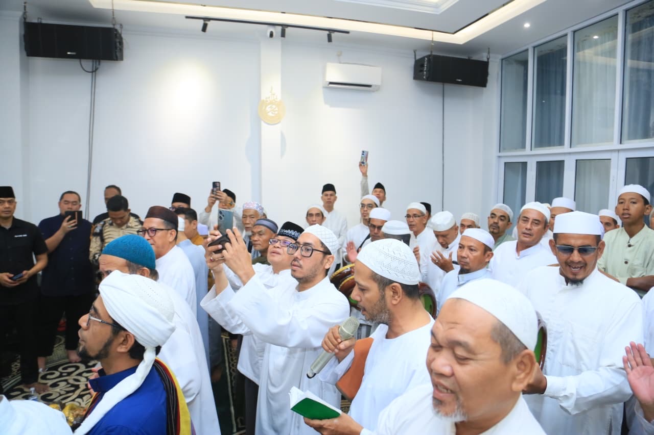 Herman Deru Tekankan Pentingnya Pendidikan Seimbang di Haul Habib Jafar dan Tasmiyah Sayyid Abdullah Shahab