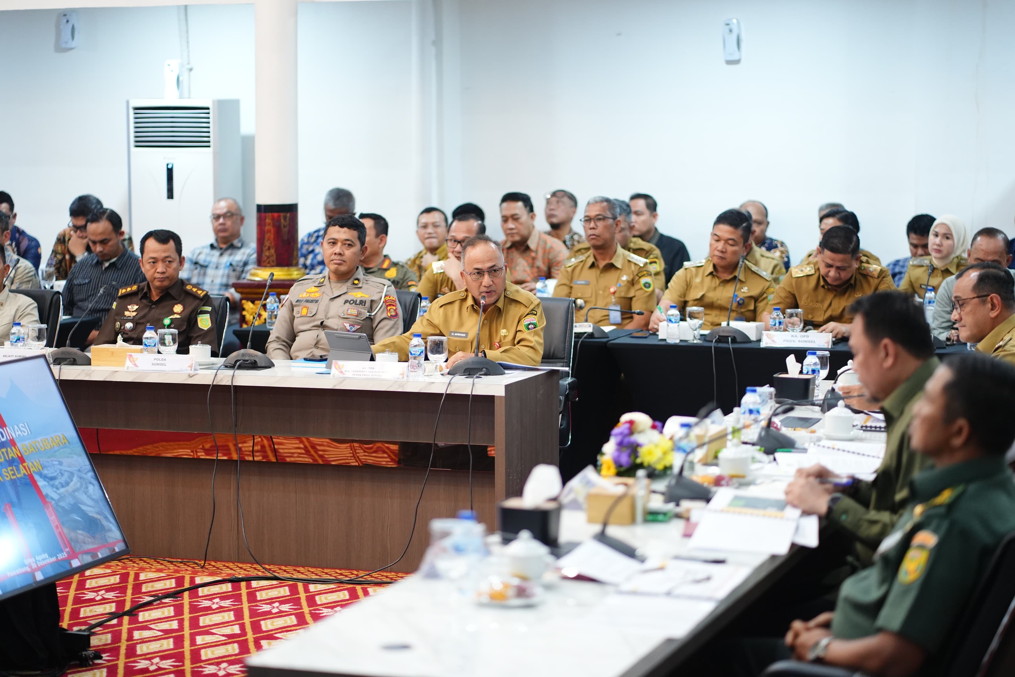 Herman Deru Dorong Keseriusan Pengusaha Untuk Gunakan Jalan Khusus Angkutan Batubara